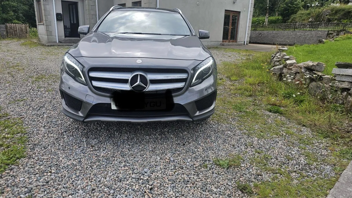 Mercedes Benz - Image 2