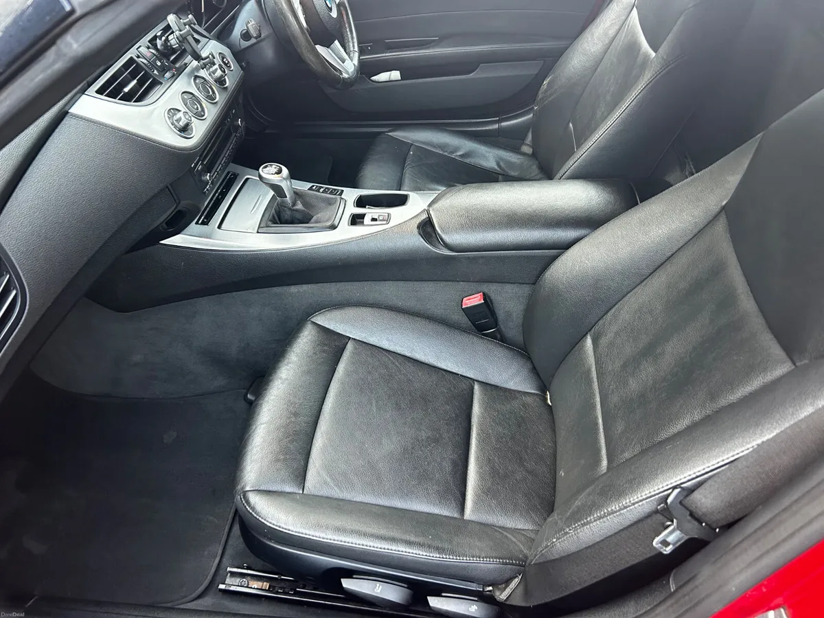 ‘10 BMW Z4 Convertible 2.5 Manual !!!! - Image 4