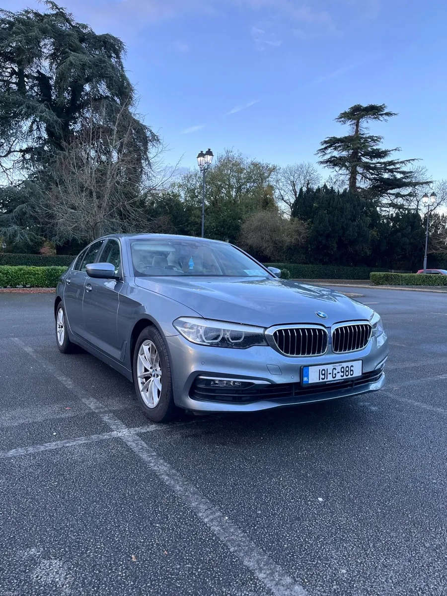 BMW 520D X Drive - Image 1