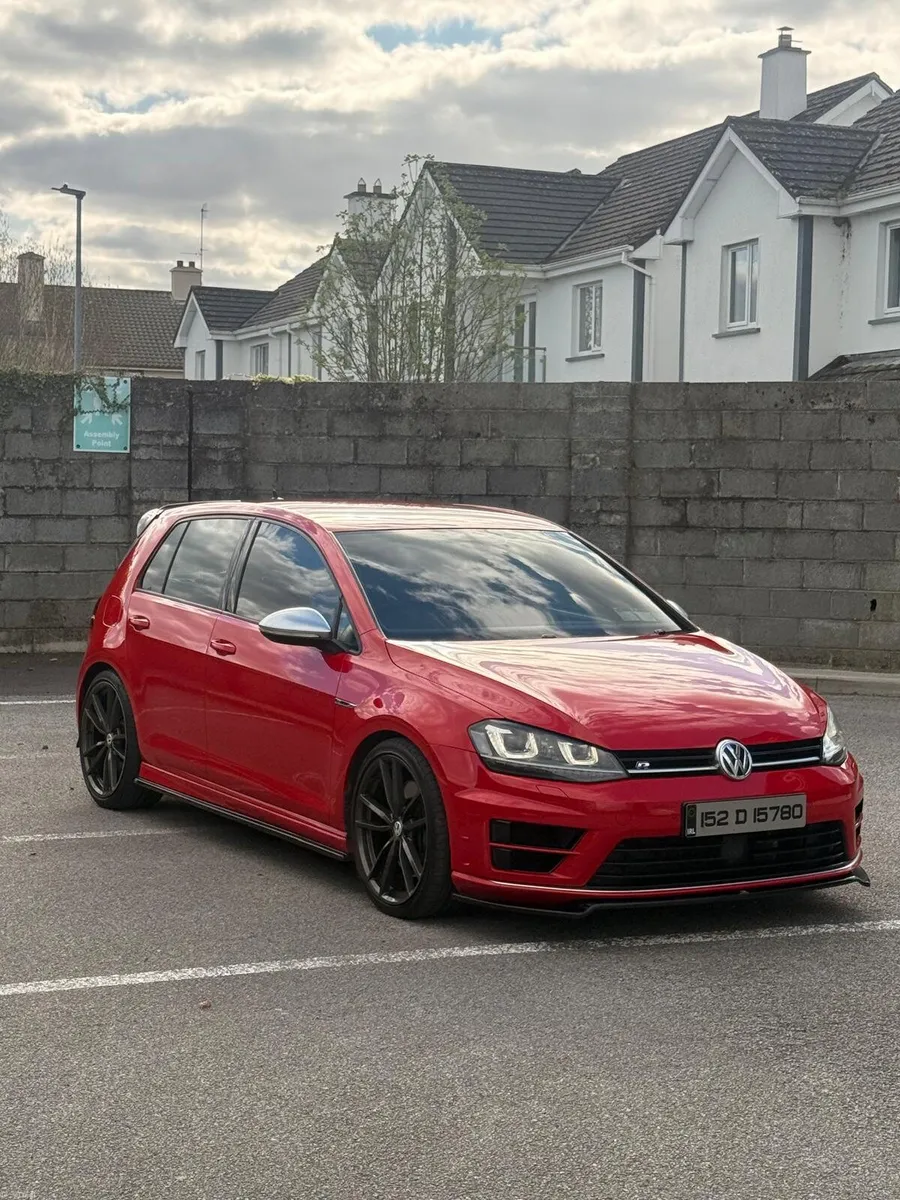 Golf R - Image 2
