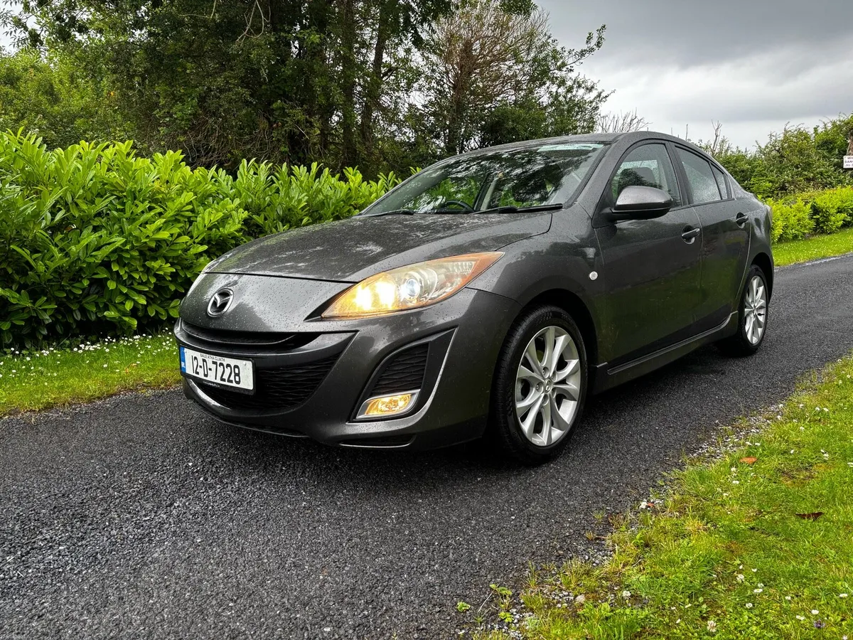 2012 Mazda 3 - Image 3