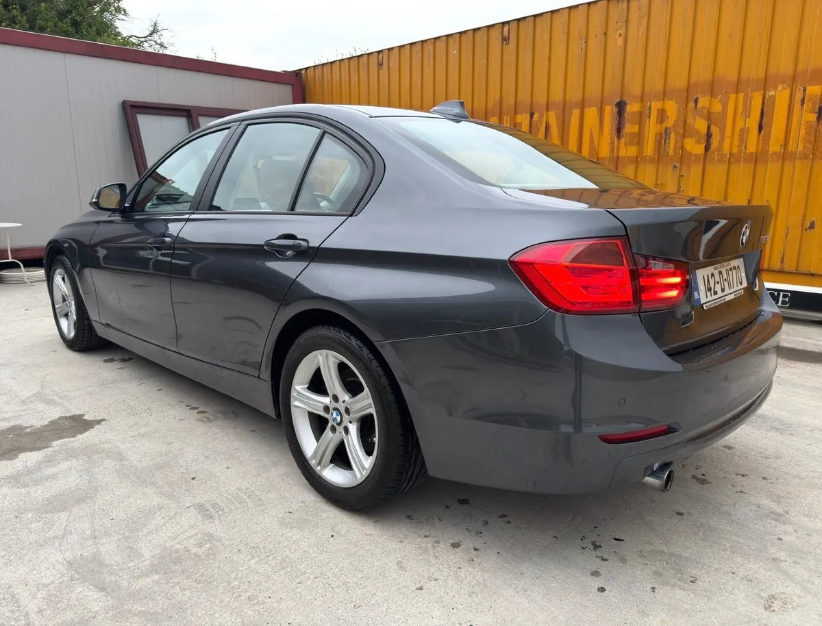 BMW 3-Series 2014 - Image 4