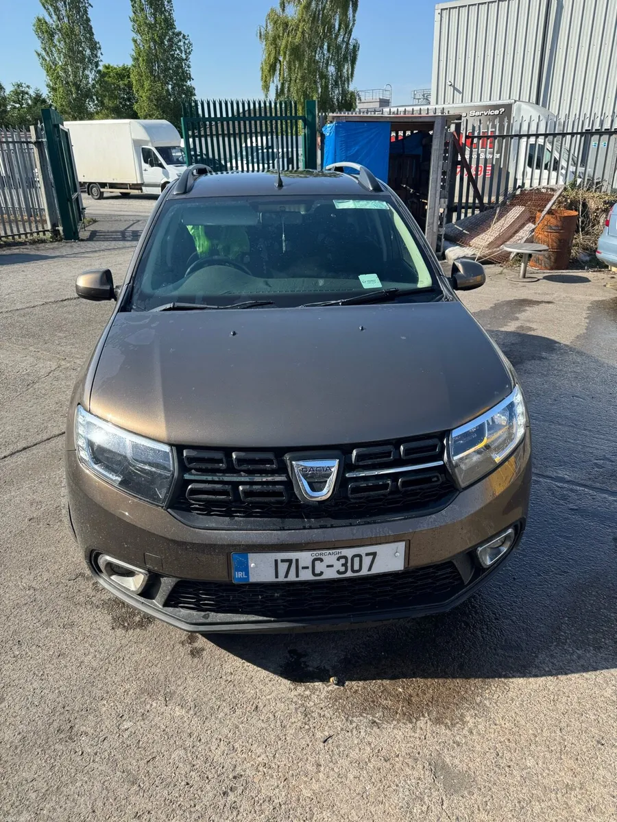 Dacia Logan 1.5dCi €5500 - Image 1
