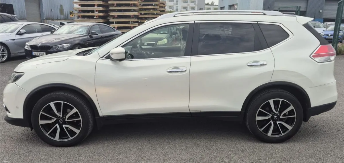 Nissan X-Trail 2016 - Automatic,  Diesel - Image 2