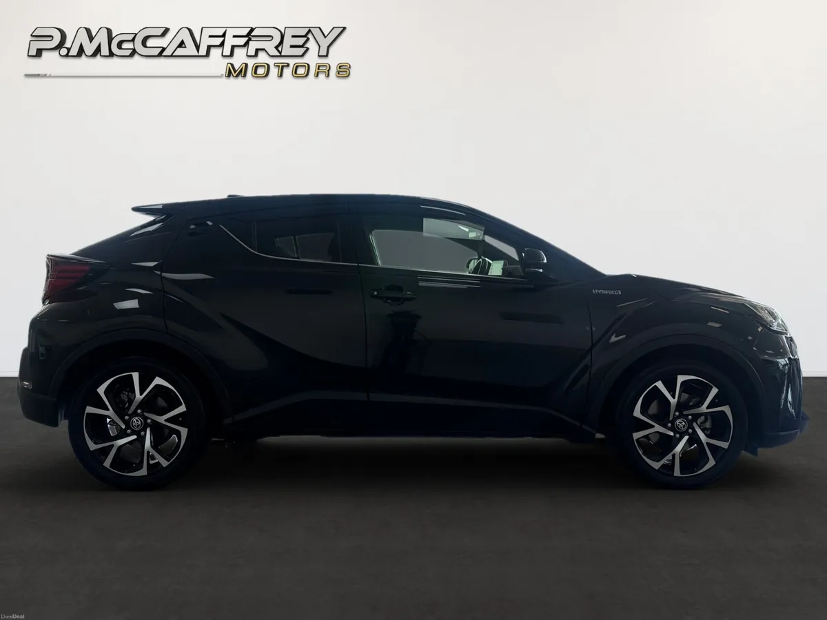 2021 Toyota C-HR Luna Sport Leather Reversing Came - Image 4