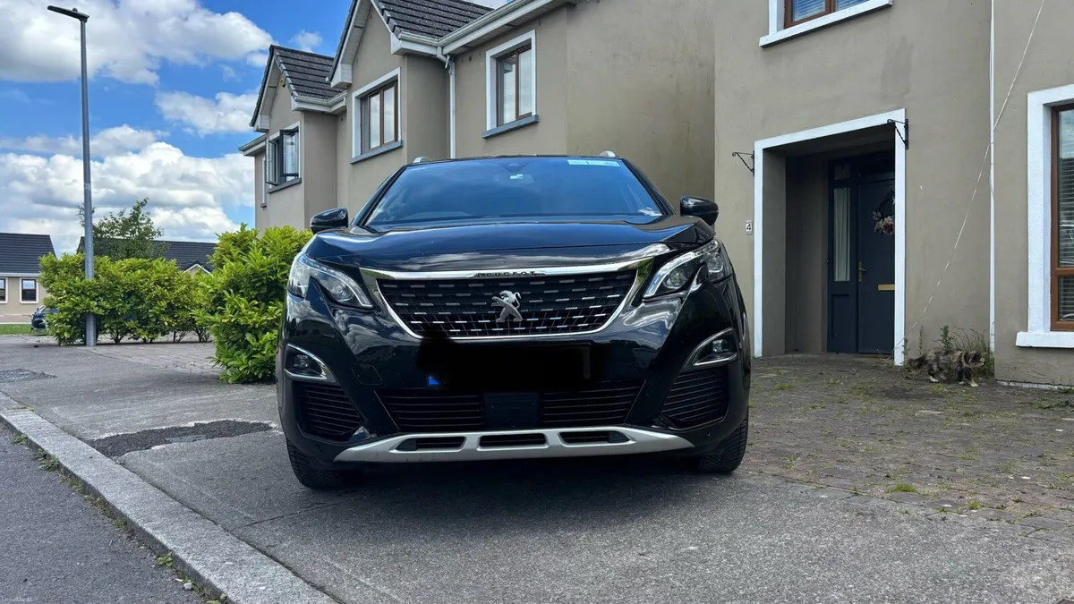 Car - Image 3