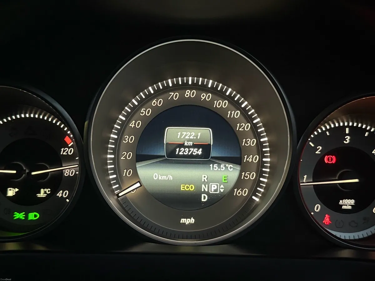 2014 Mercedes Benz E220 Coupe - Image 6