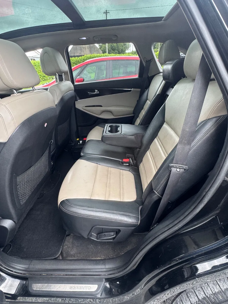 Kia Sorento 2015 new nct automatic - Image 6