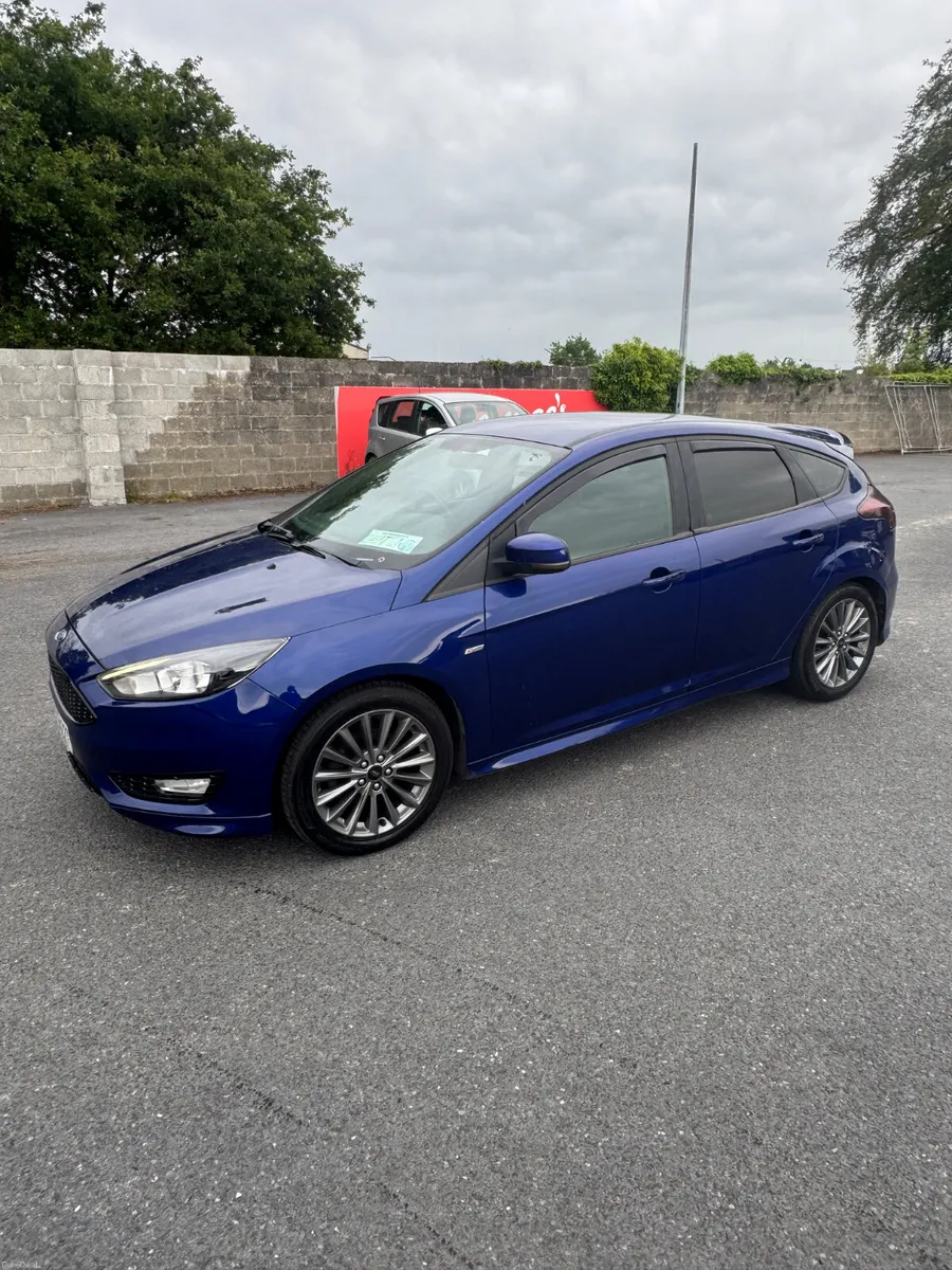 Ford Focus 2018 ST line nct 2028 - Image 4