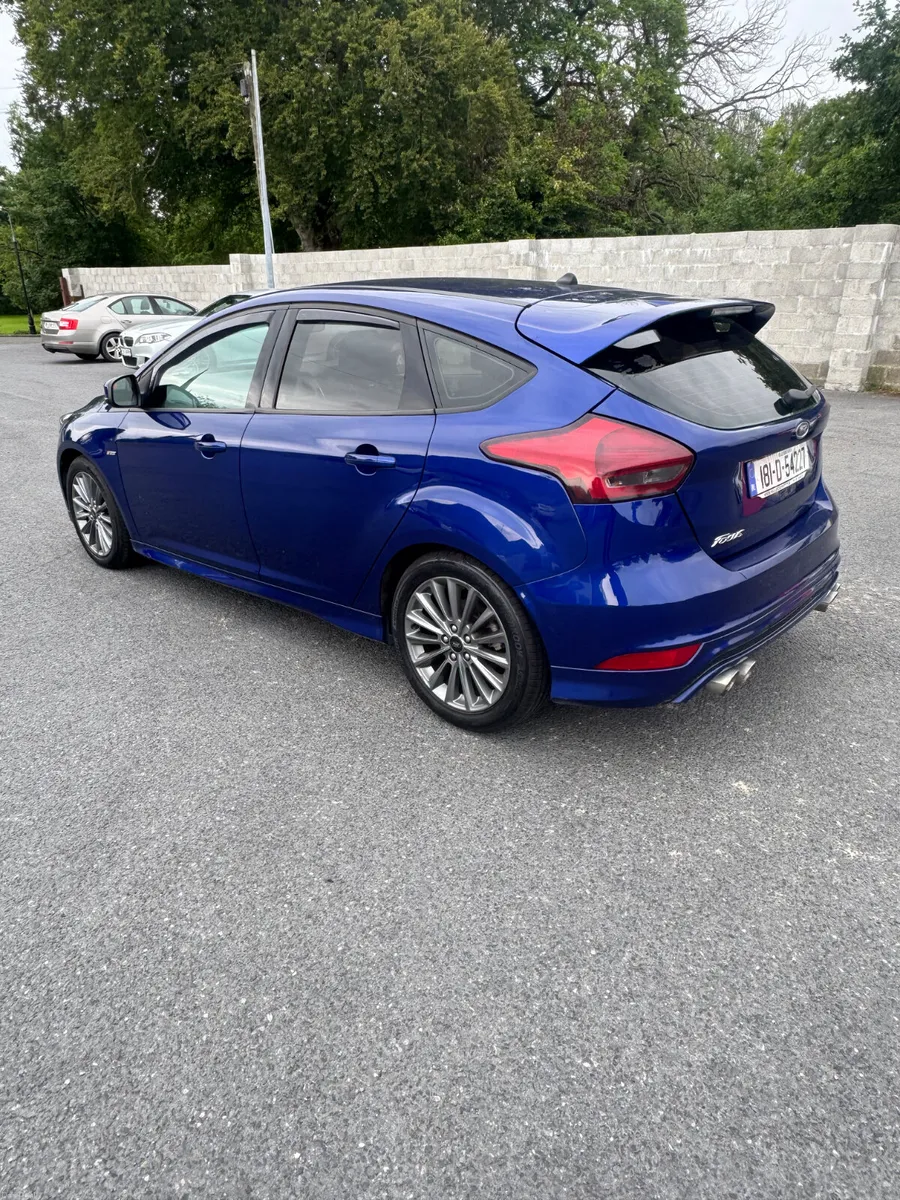 Ford Focus 2018 ST line nct 2028 - Image 6