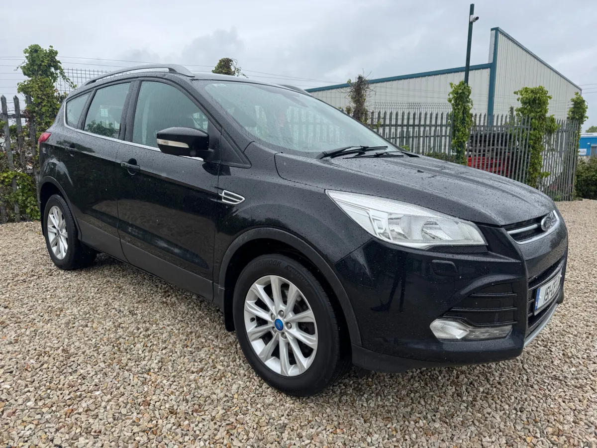 Ford Kuga 2015 titanium model - Image 1