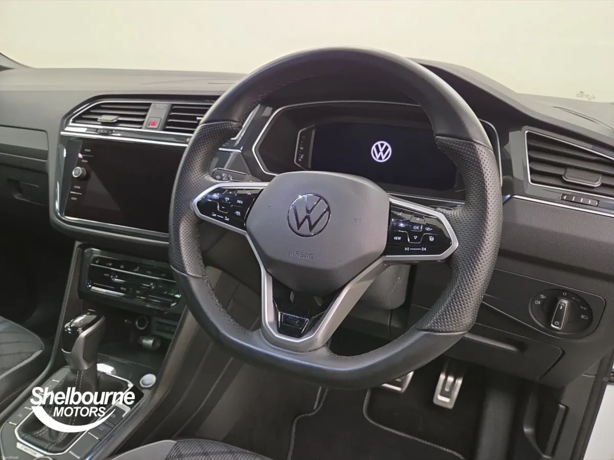 Volkswagen Tiguan R-LINE TDI 4MOTION DSG - Image 4