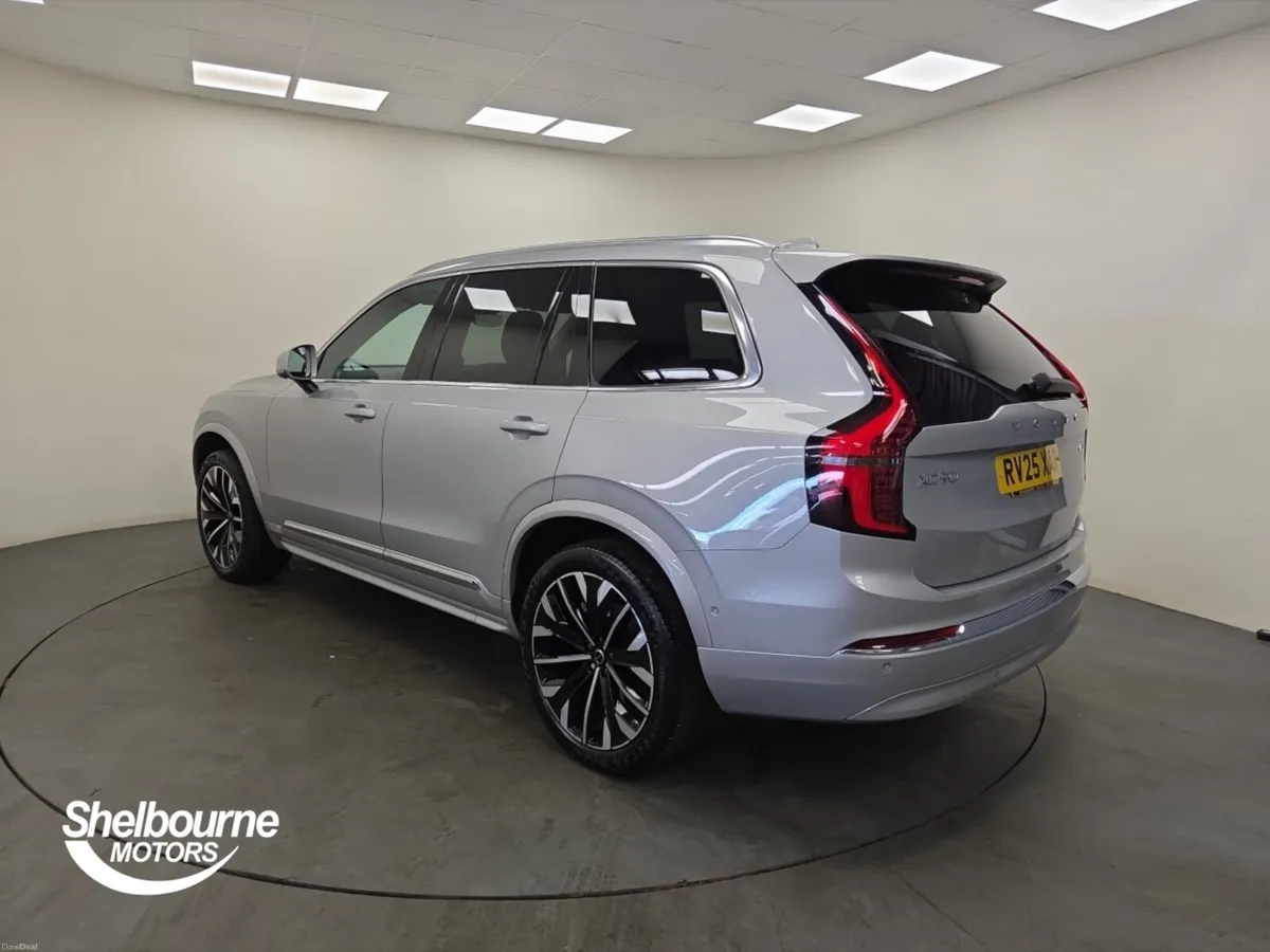 Volvo XC90 B5 CORE AWD - Image 2