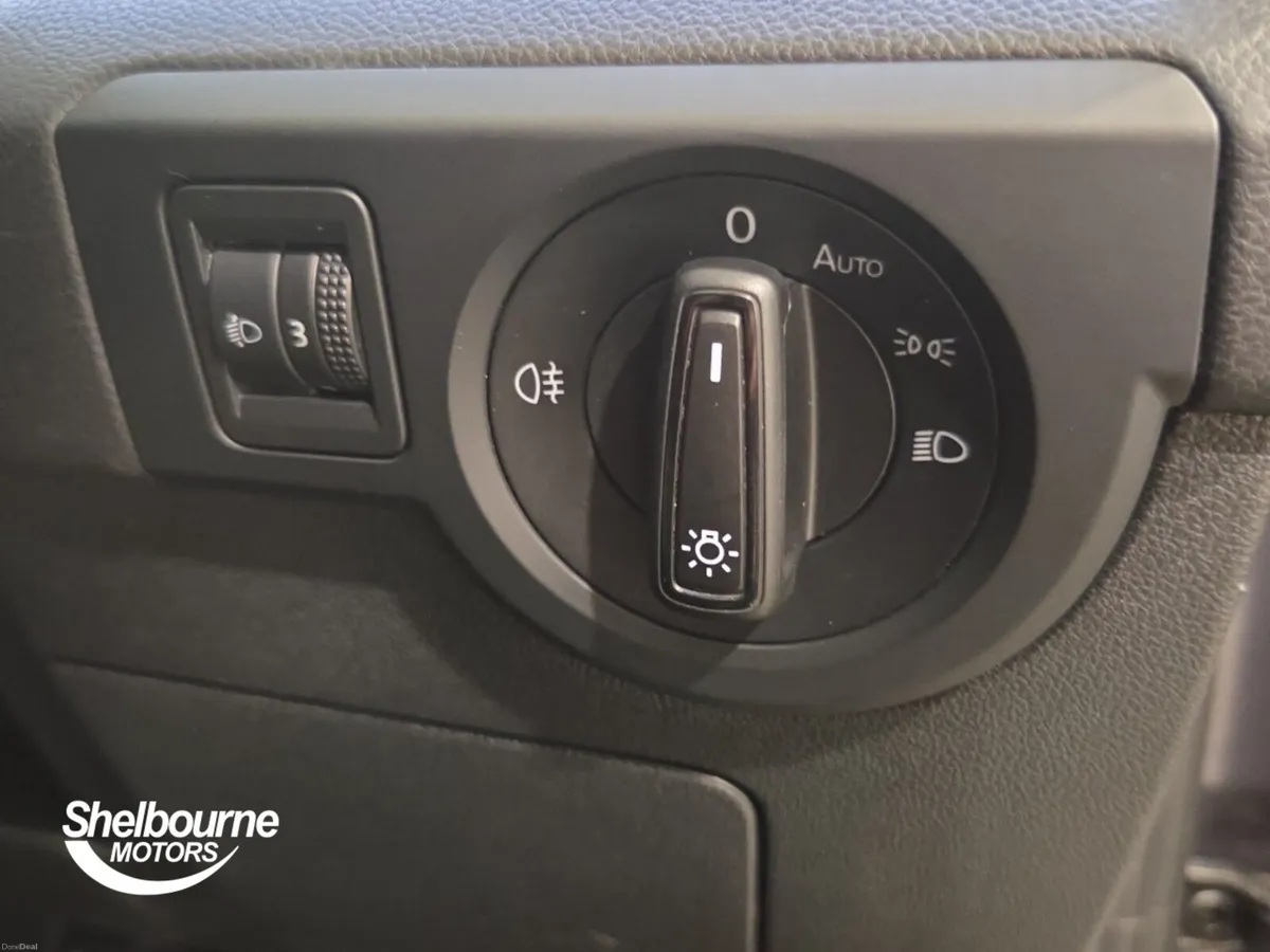 Volkswagen T-cross R-LINE TSI - Image 5