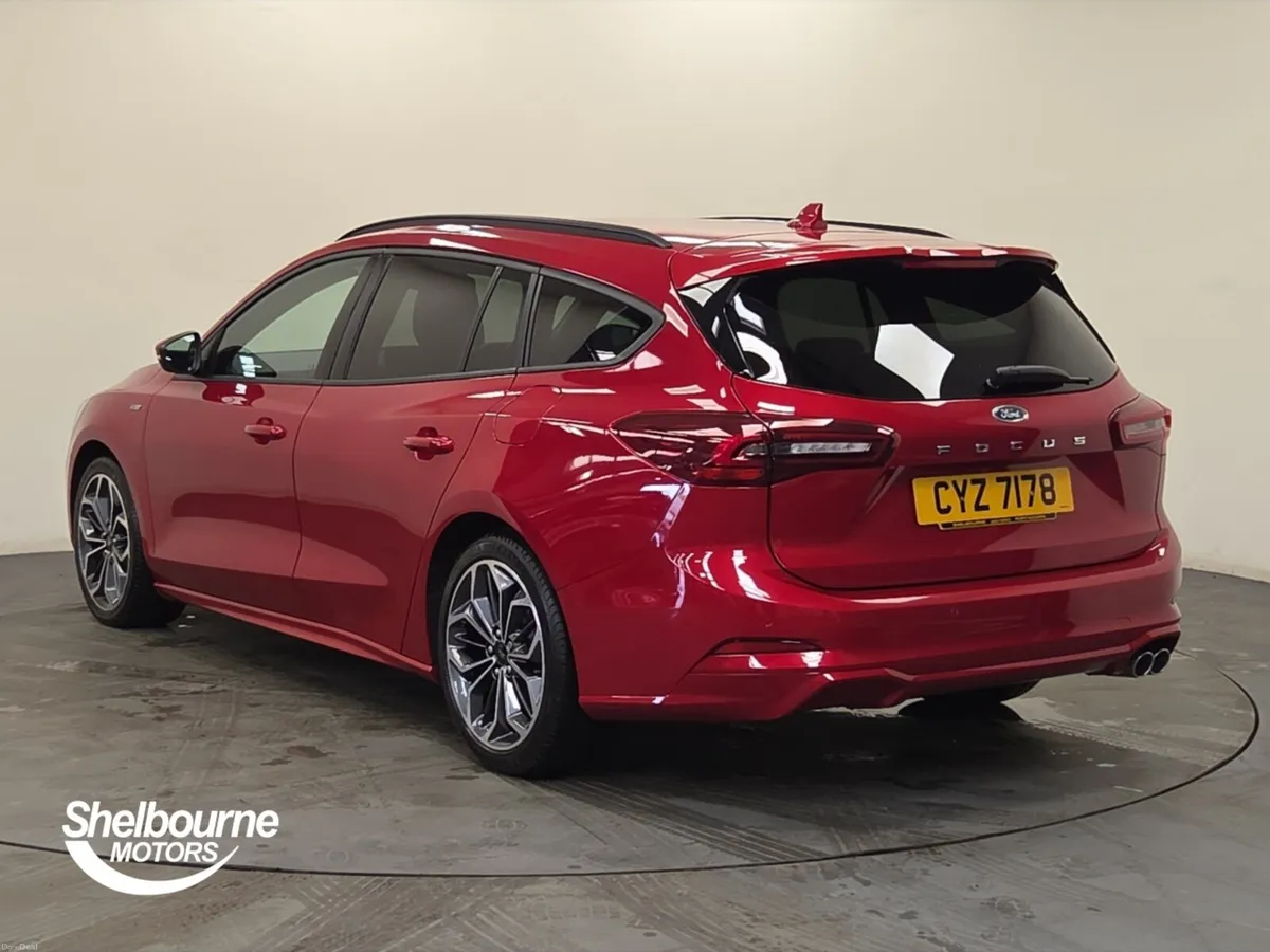 Ford Focus ST-LINE X - Image 2