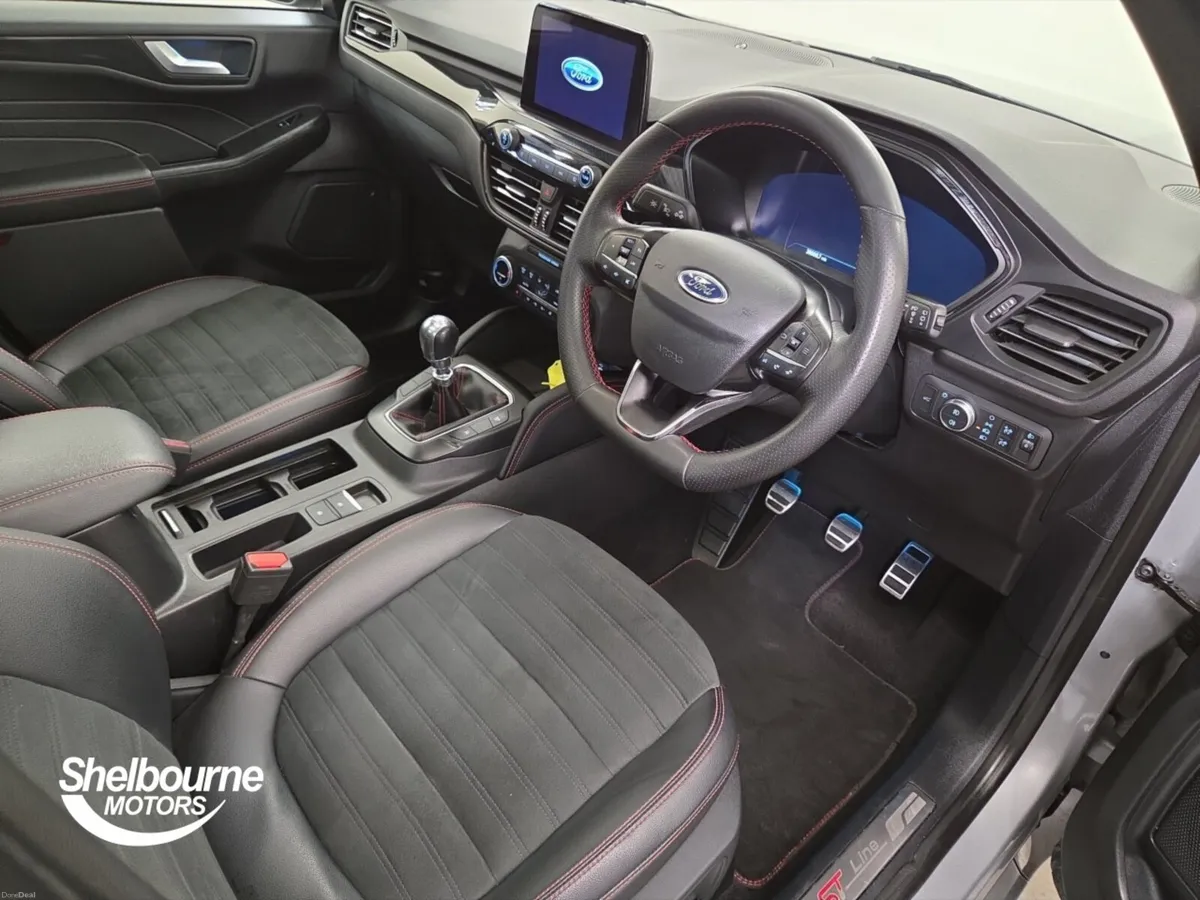 Ford Kuga ST-LINE X EDITION ECOBLUE - Image 4