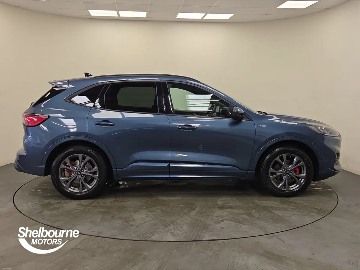 Ford Kuga ST-LINE FIRST EDITION ECOBLUE - Image 3