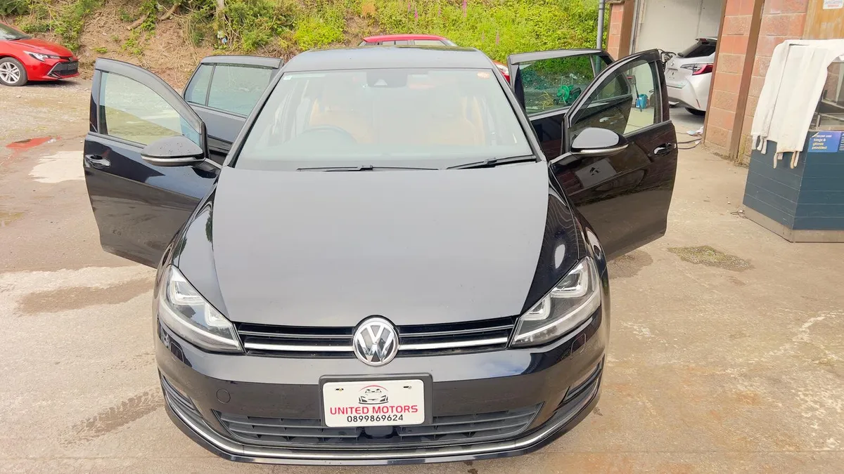 2015 Volkswagen Golf  TSI  Petrol Automatic - Image 1