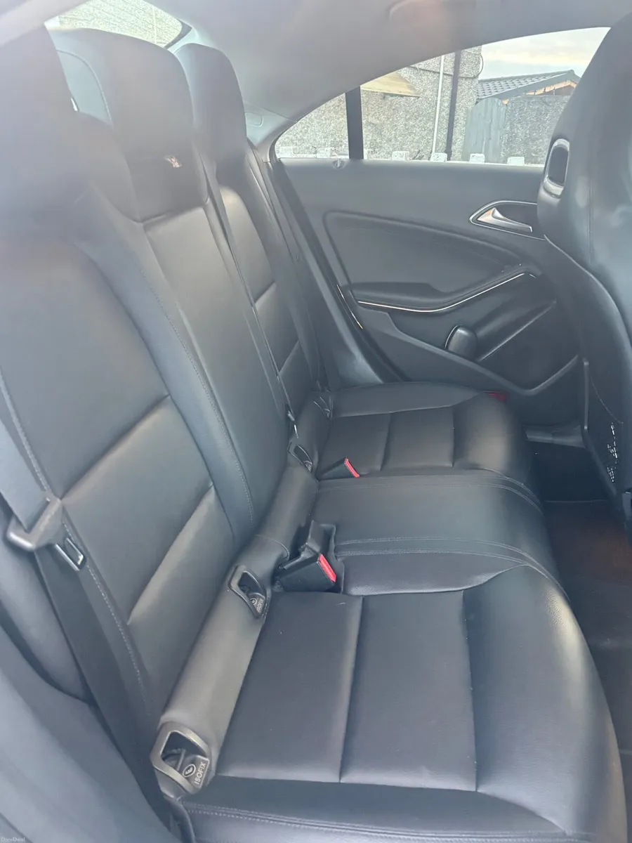 Mercedes-Benz CLA 2015 - Image 3