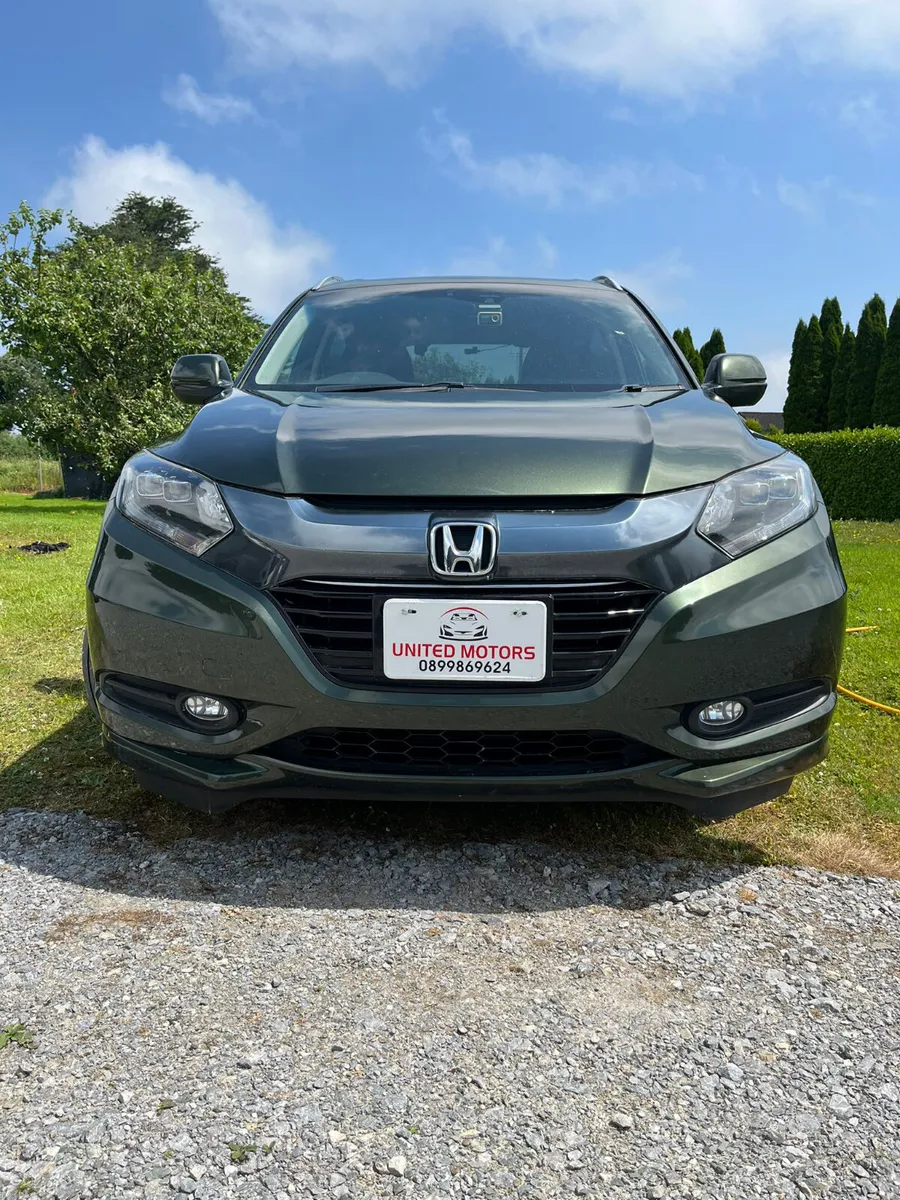 Honda Vezel 1.5 Hybrid 2015 For Sale - Image 4