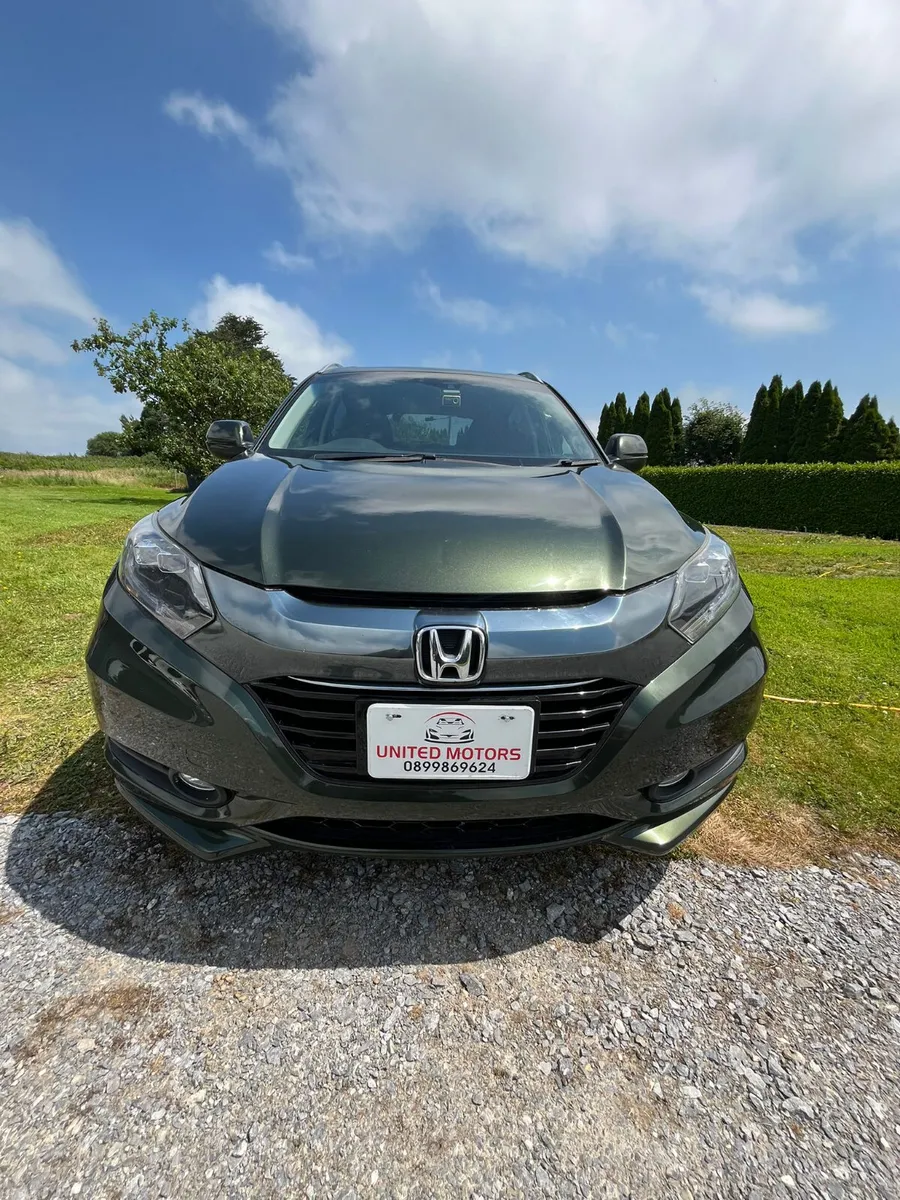 Honda Vezel 1.5 Hybrid 2015 For Sale - Image 3