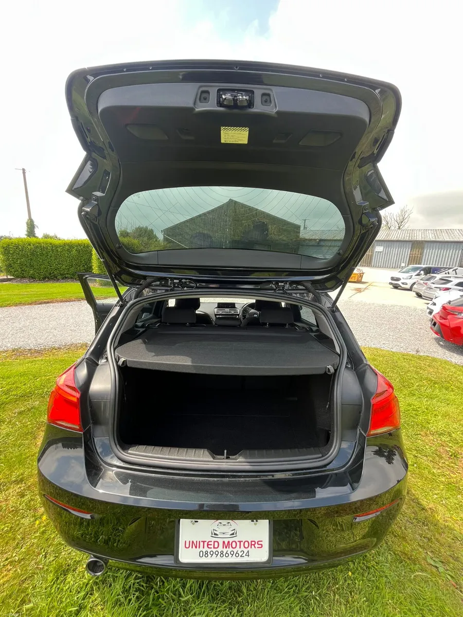 2017 BMW 118I 1 Series 1.5 petrol - Image 3