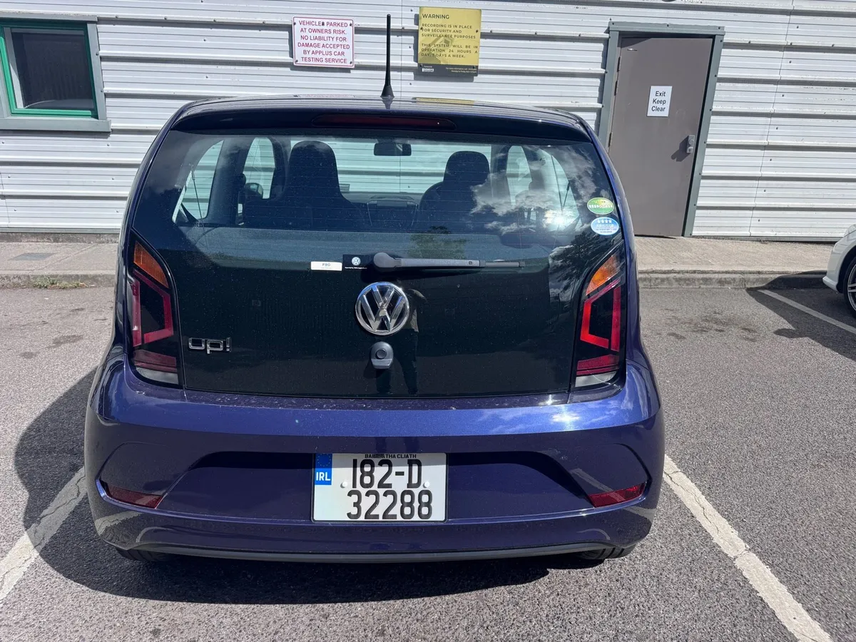 VW UP 182 - Image 3