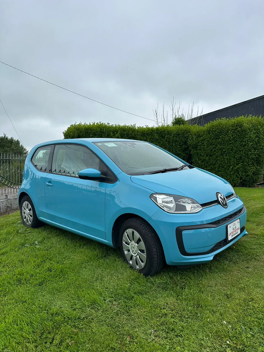 Volkswagen UP 1.0 petrol Automatic - Image 4