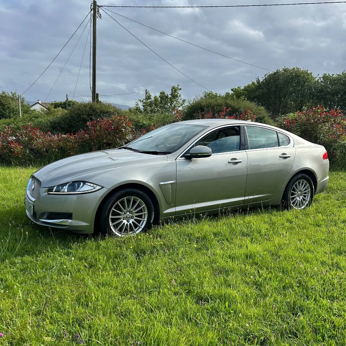 Jaguar XF 2012/Full service history | €7500 - Image 1