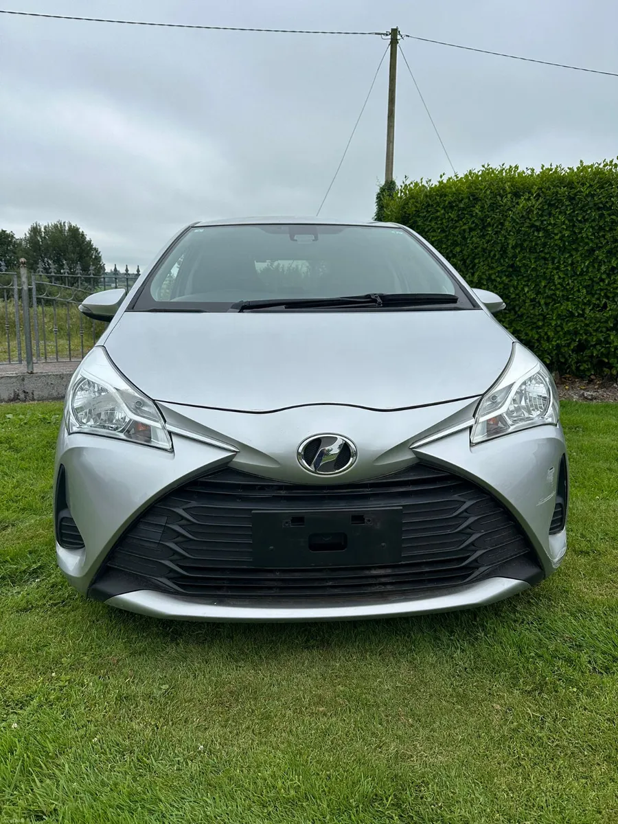 2017 Toyota Yaris/Vitz 1.0 Automatic Petrol - Image 6