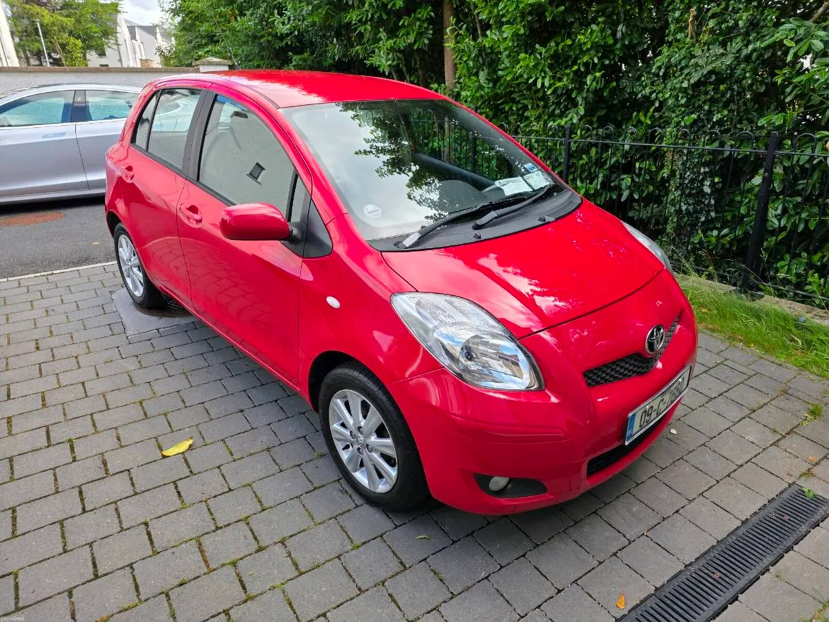 Toyota Yaris 1.0L Sol - 1 owner - Tax & NCT - Image 1