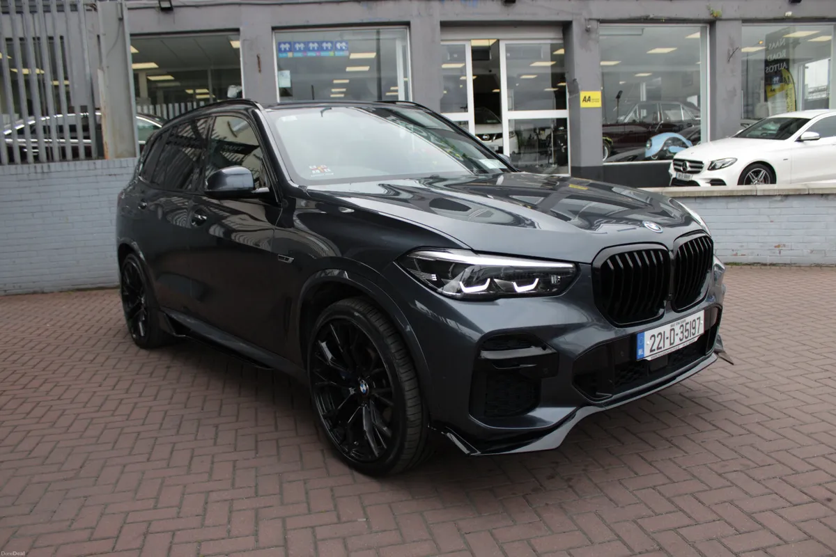 2022 BMW X5 X-DRIVE45E M-SPORT 5DR SUV AUTO - Image 1
