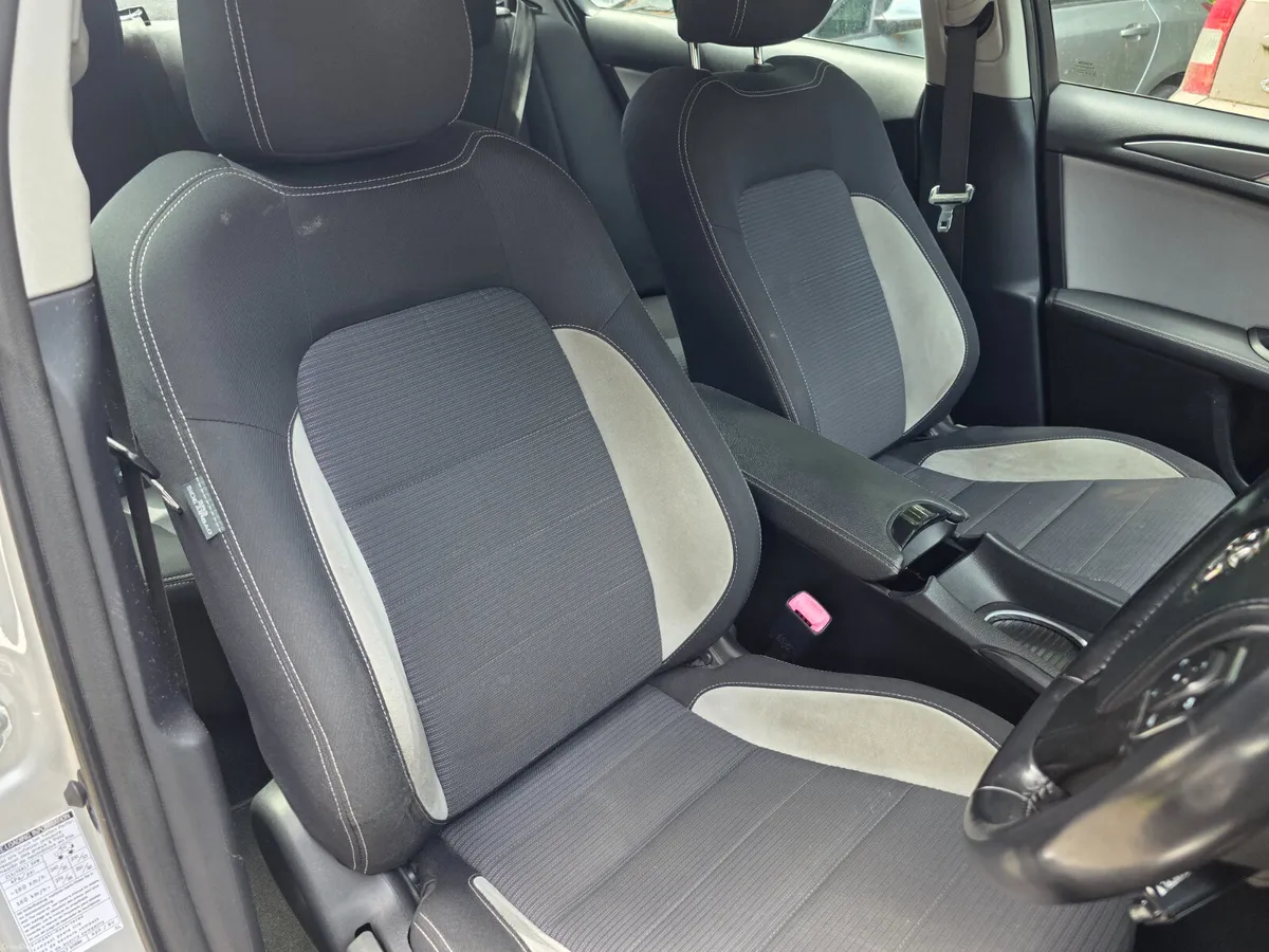 2016 Toyota Avensis 2.0 D4D BUSINESS EDITION - Image 4