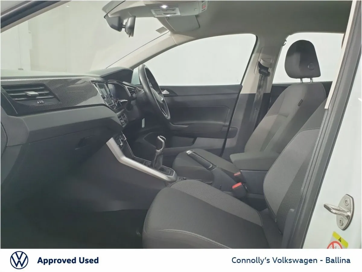Volkswagen Taigo LIFE | 1.0 Petrol Engine | Huge S - Image 4
