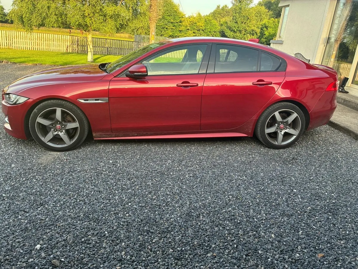 Jaguar XE 2018 - Image 3