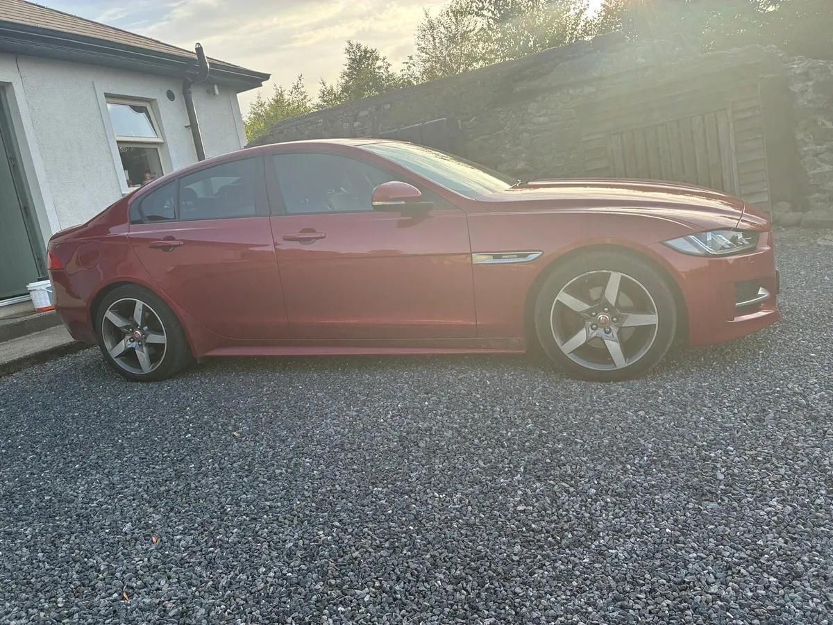 Jaguar XE 2018 - Image 4