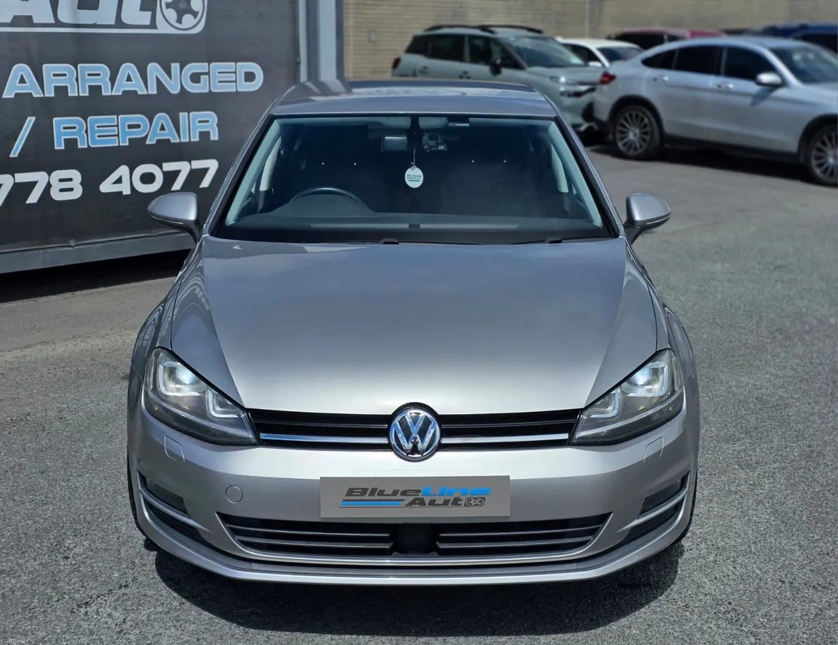 Volkswagen Golf HighLine 1.2 Petrol Auto (151) - Image 2