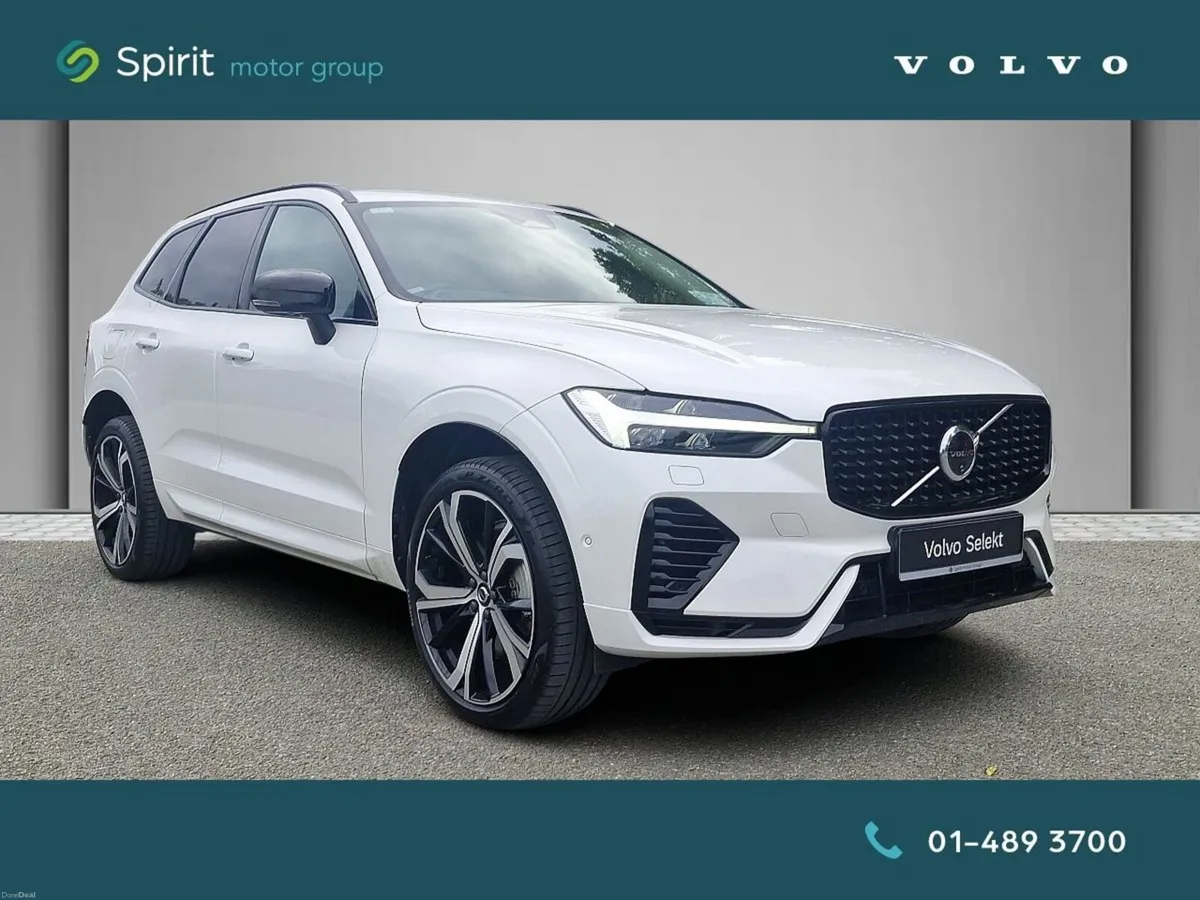 Volvo XC60 T6 Plug In Hybrid, Ultra (Dark Theme) - Image 1