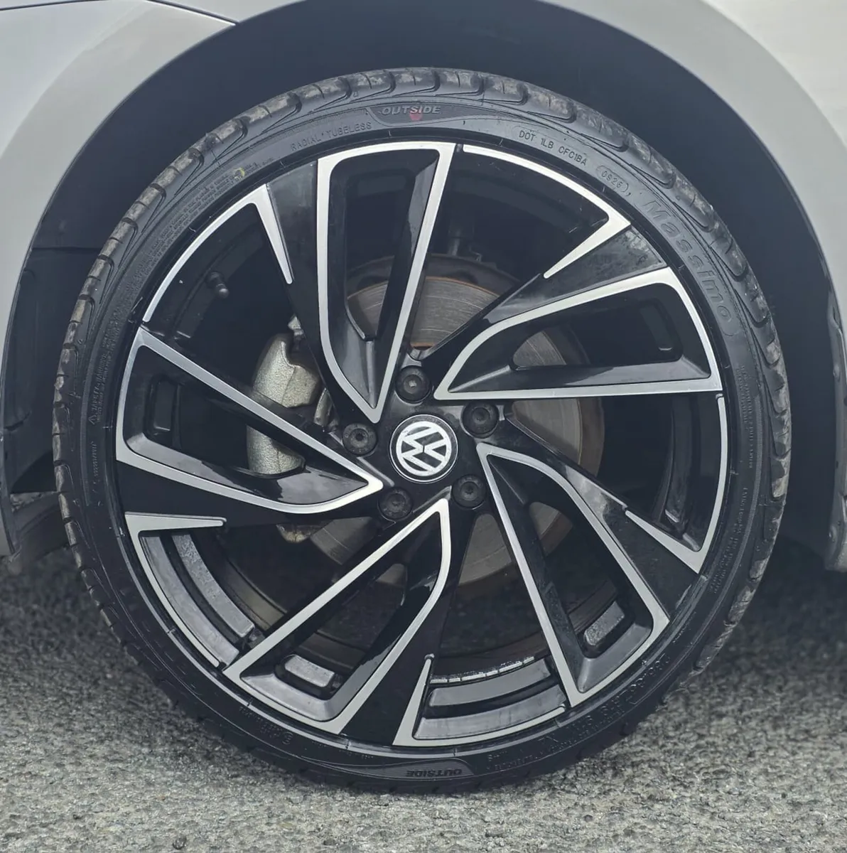 **DEPOSIT SECURED**Volkswagen Golf HighLine 1.2 - Image 5