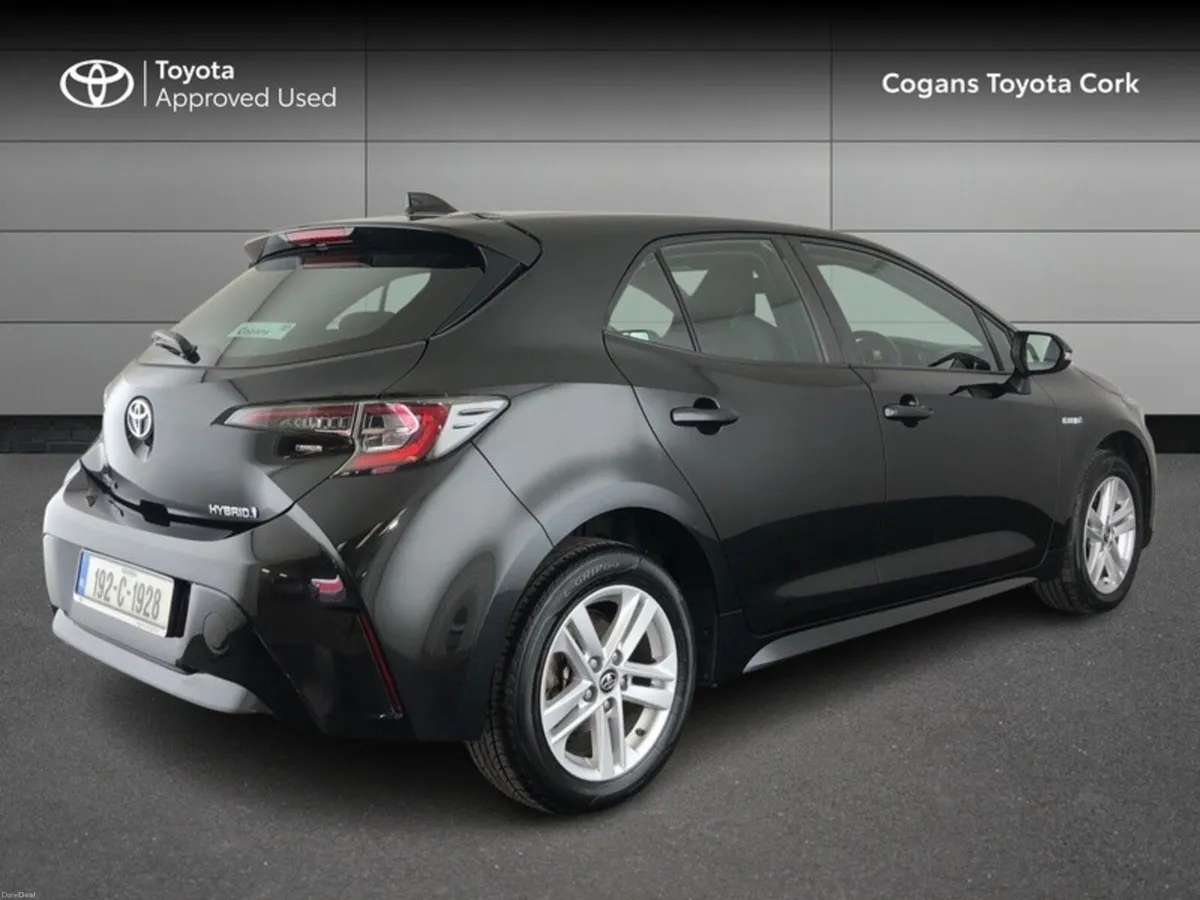 Toyota Corolla COROLLA HYBRID LUNA H/B - Image 2