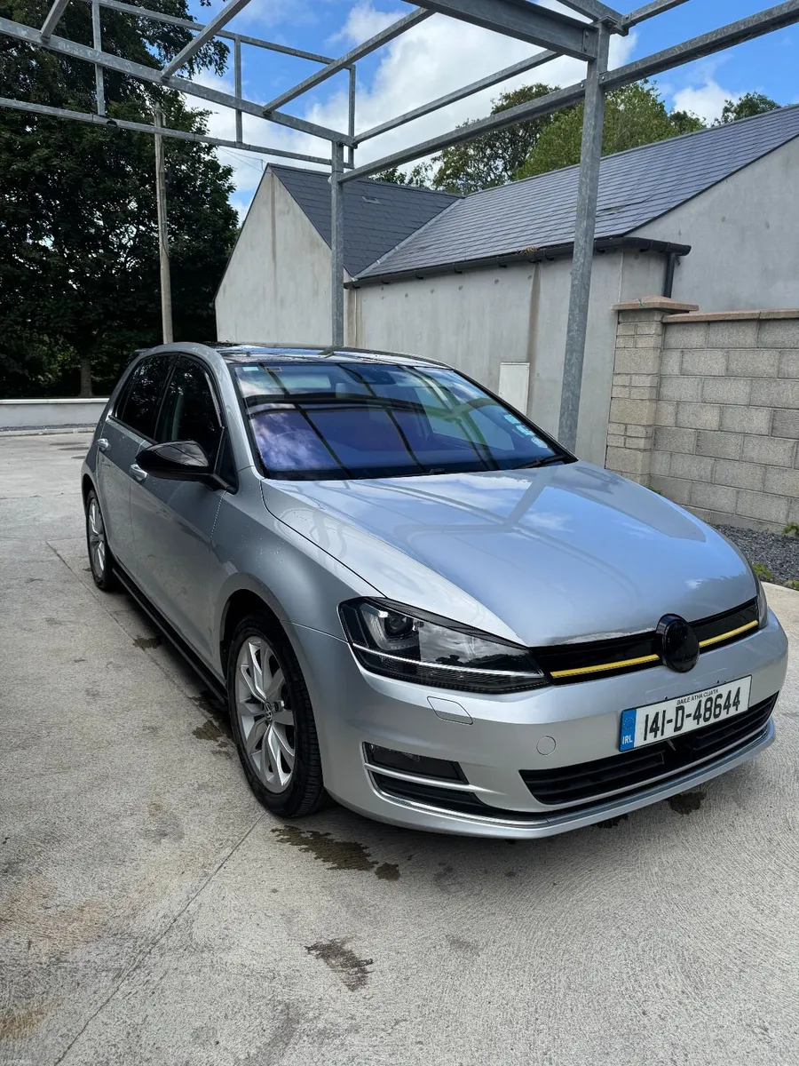 Volkswagen Golf 2014 - Auto - Image 1