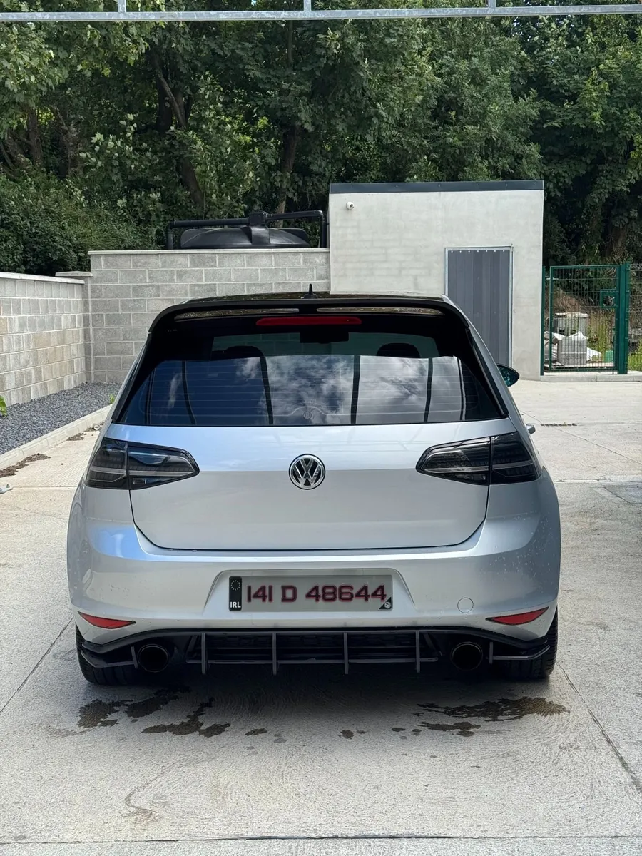 Volkswagen Golf 2014 - Auto - Image 3