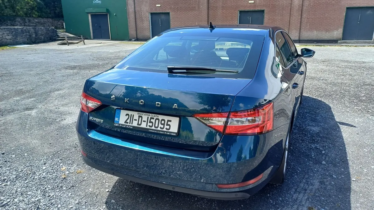 Skoda Superb 2021 - Image 2
