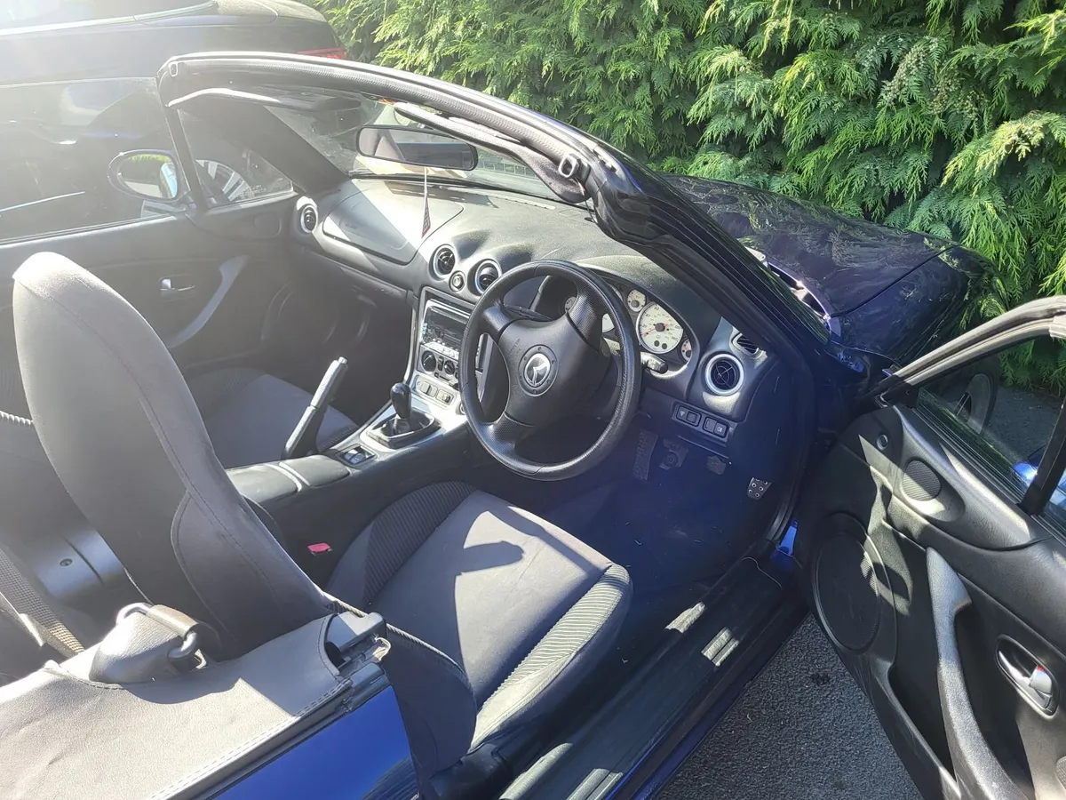 Mazda MX-5 2004 - Image 6