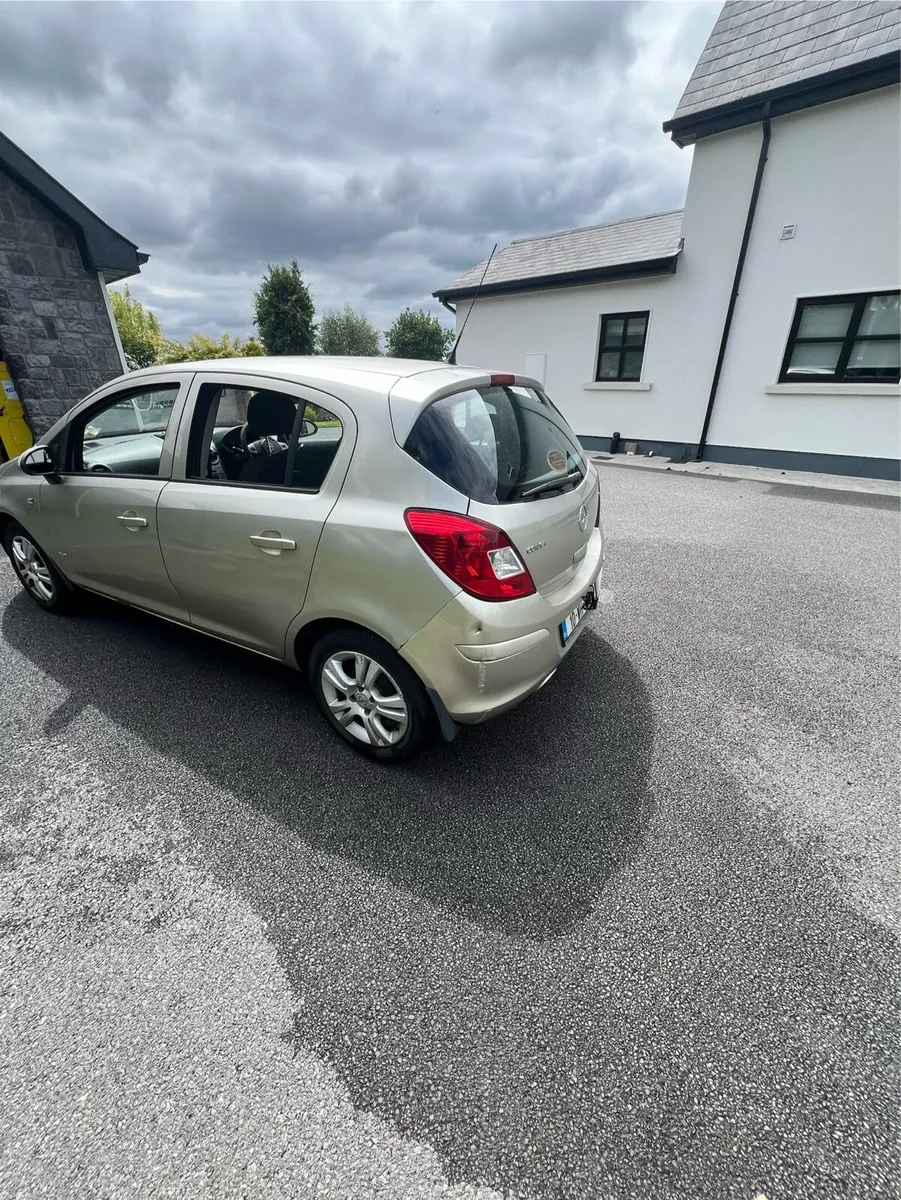 Opel Corsa Club 1.2i - Image 3