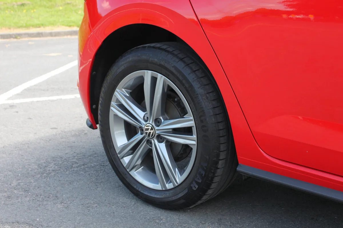 2021 Volkswagen Polo 1.0 TSI 95 R-Line 5dr - Image 4
