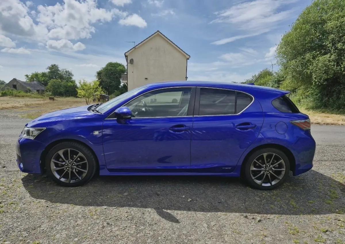 Lexus CT 200H F Sport Luxury - Image 3