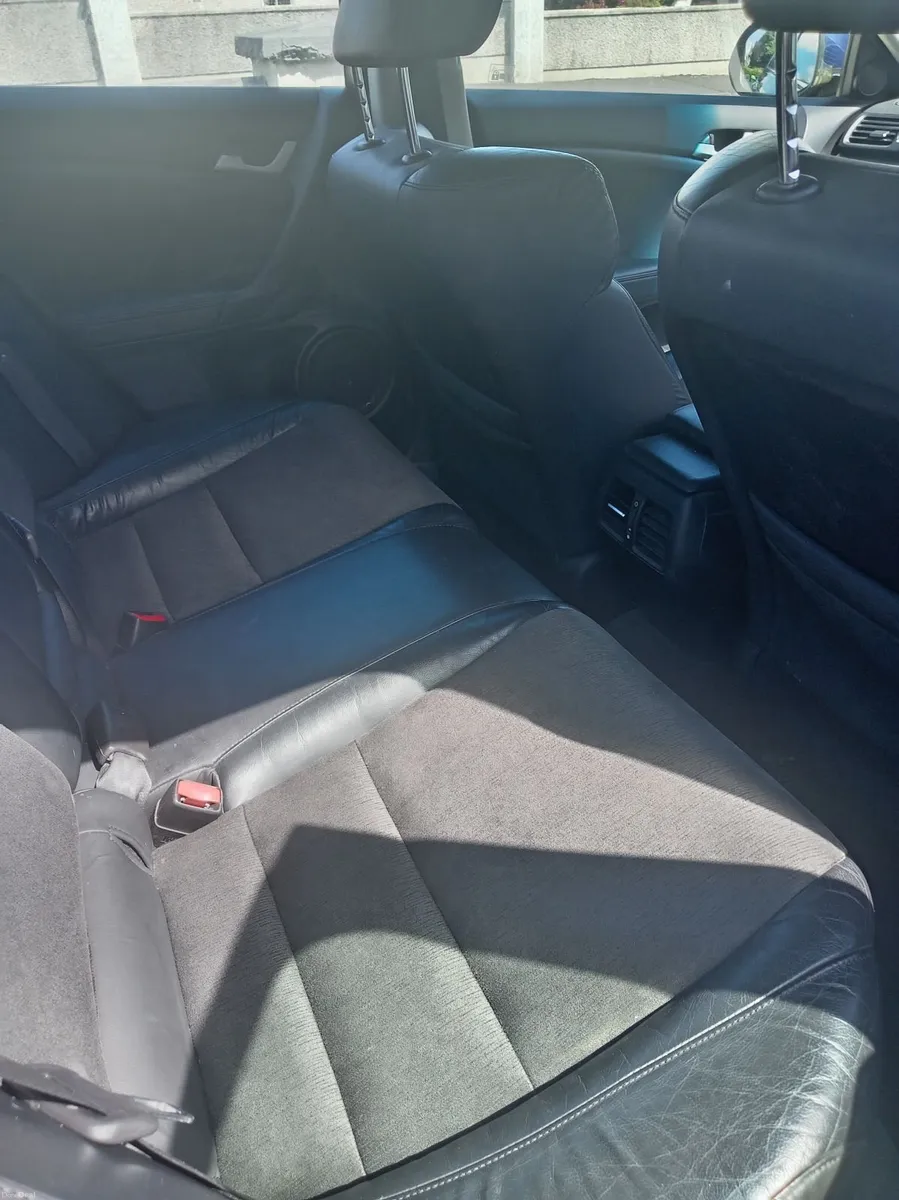 Honda Accord DTEC EX 2009 - Image 2