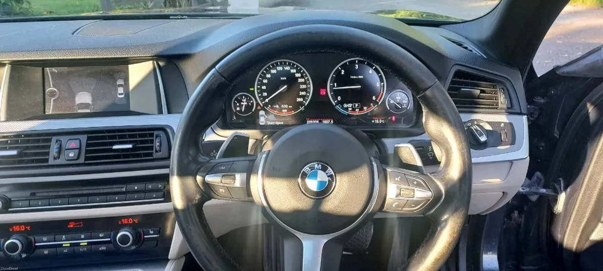 BMW 520d M Sport - Sunroof - Image 2