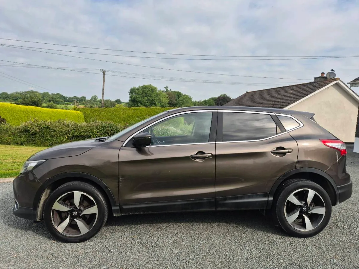2017'NISSAN QASHQAI 1.5 DCI N-CONNECTA - Image 4